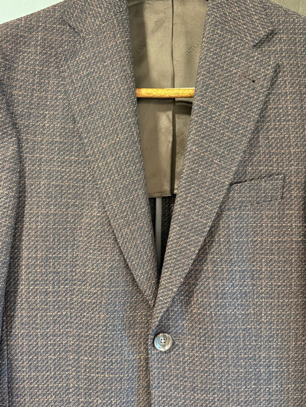 Men's Jack Victor Textured Brown Sport Coat - Tailored Two-Button Blazer - Picture 6 of 14